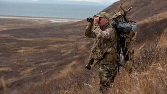 Hunting backpack for backcountry big game scouting and meat hauling