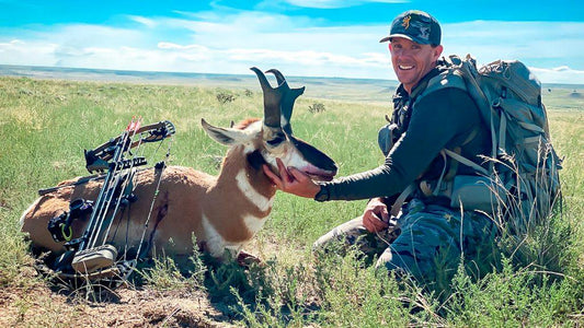 bow-hunter-with-frame-hunting-backpack-pronghorn-antelope-trophy-prairie-hunt