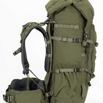 The MOXULE Green Professional Hunting Backpack offers efficient storage and flexibly adapts to outdoor environments.